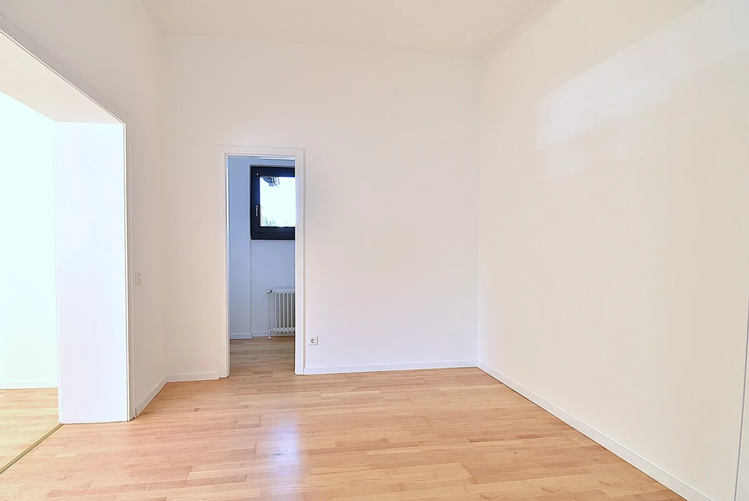 2 Zimmer Wohnung mit 77 m² in Solingen – Bild 2