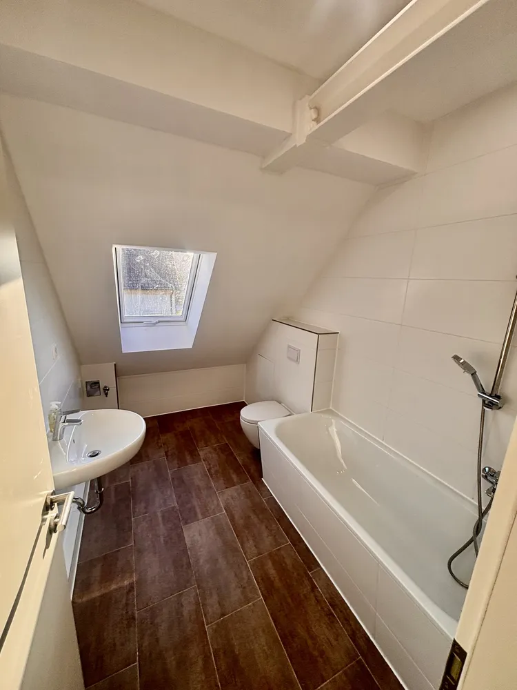 5 Zimmer Wohnung mit 115 m² in Dresden – Bild 9