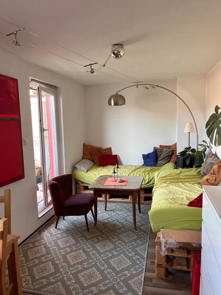 Shared room with 100 m² in Stuttgart – Photo 9