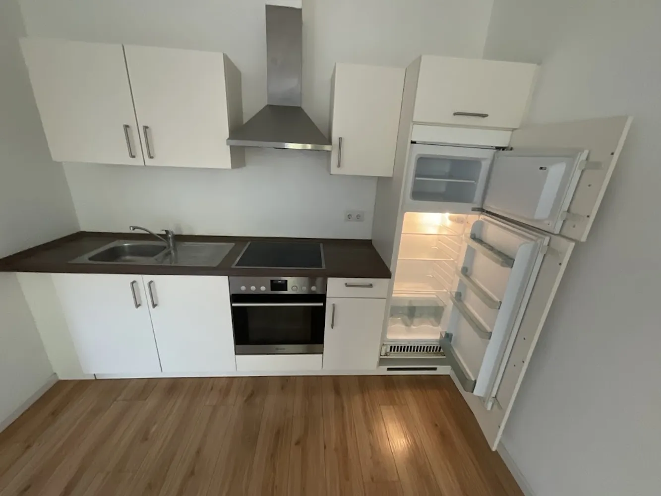 2 Zimmer Wohnung mit 58 m² in Lübeck – Bild 8