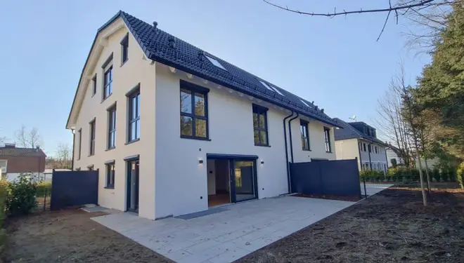 3 Zimmer Wohnung mit 107 m² in München – Bild 1