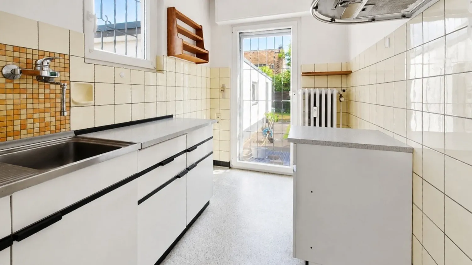 2 room apartment with 65 m² in Monheim am Rhein – Photo 5
