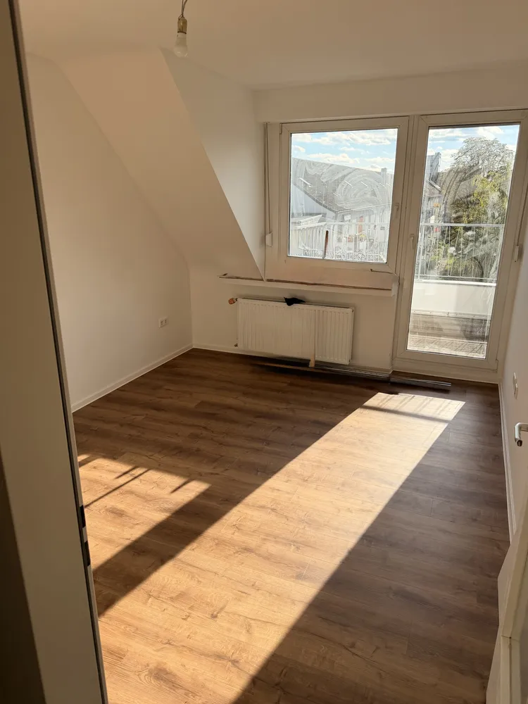 1 Zimmer Wohnung mit 35 m² in Köln – Bild 7