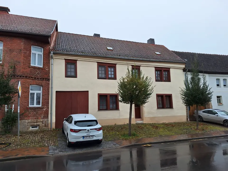 6 Zimmer Haus mit 140 m² in Halle (Saale) – Bild 3