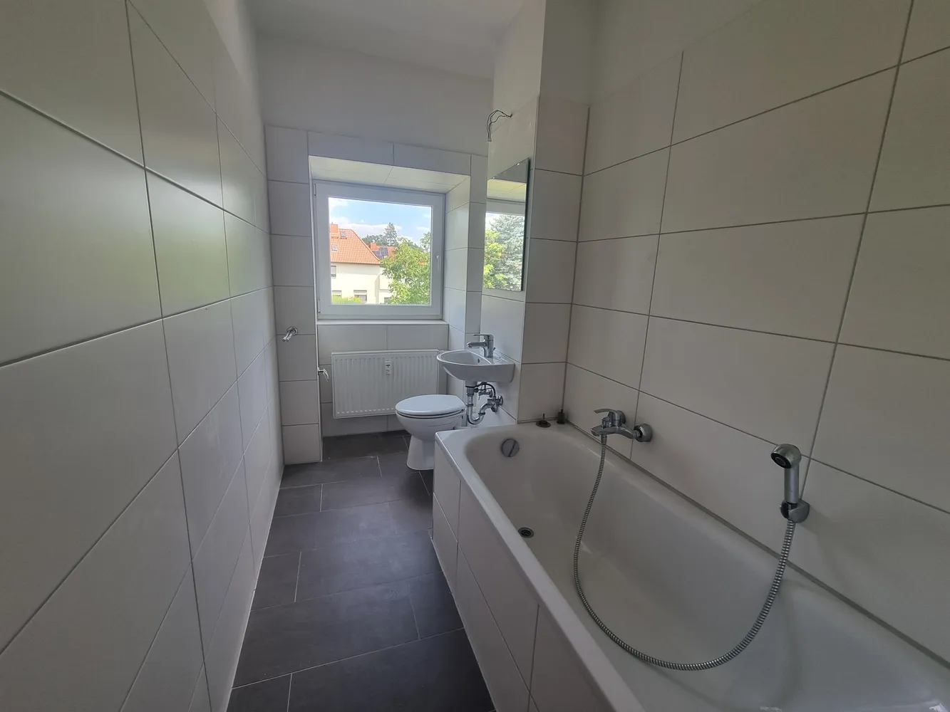 2 Zimmer Wohnung mit 58 m² in Halle (Saale) – Bild 1