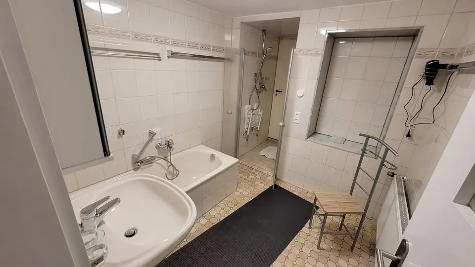 Shared room with 93 m² in Heilbronn – Photo 5