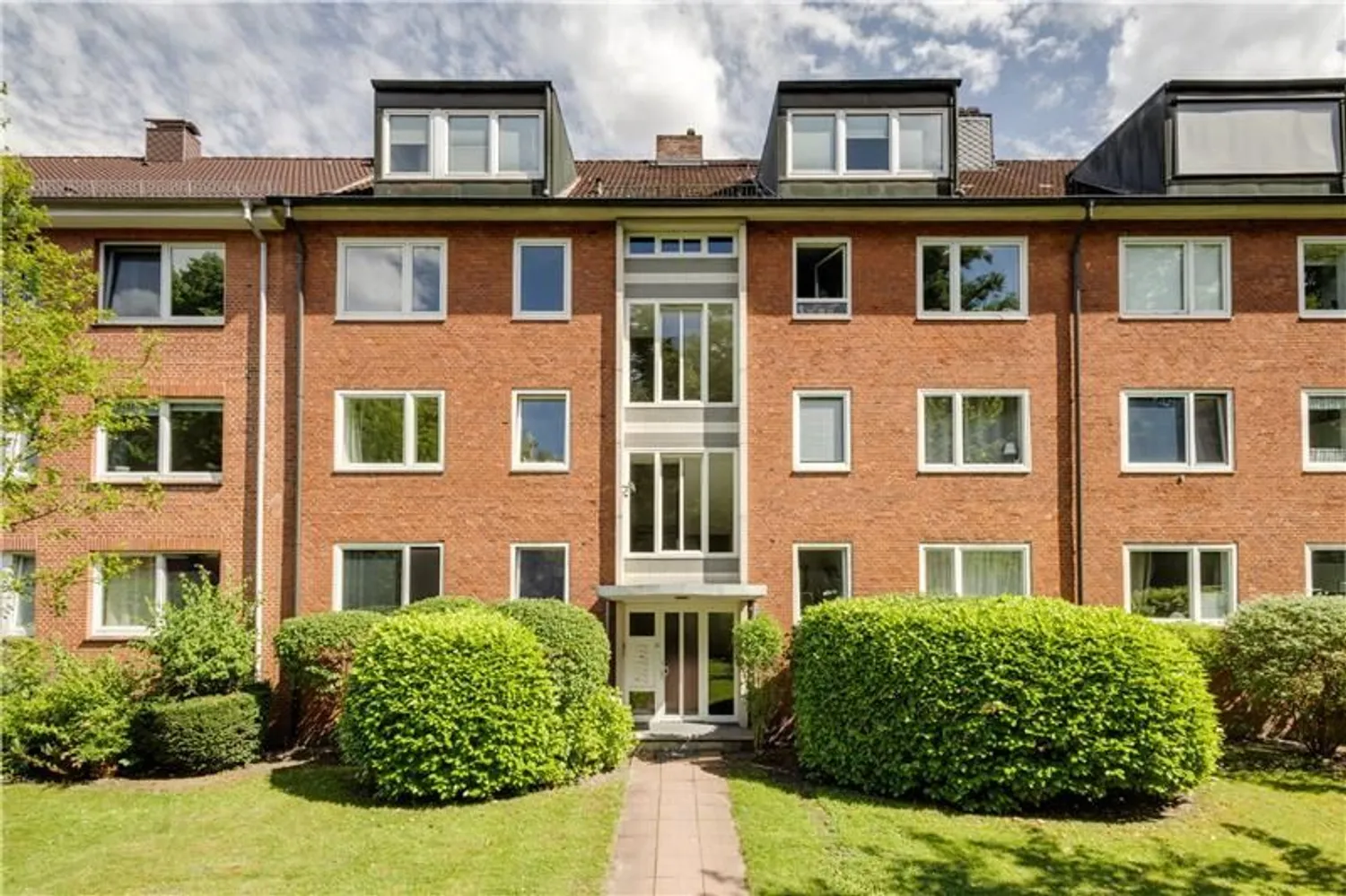 4 room apartment with 103 m² in Hamburg – Photo 10