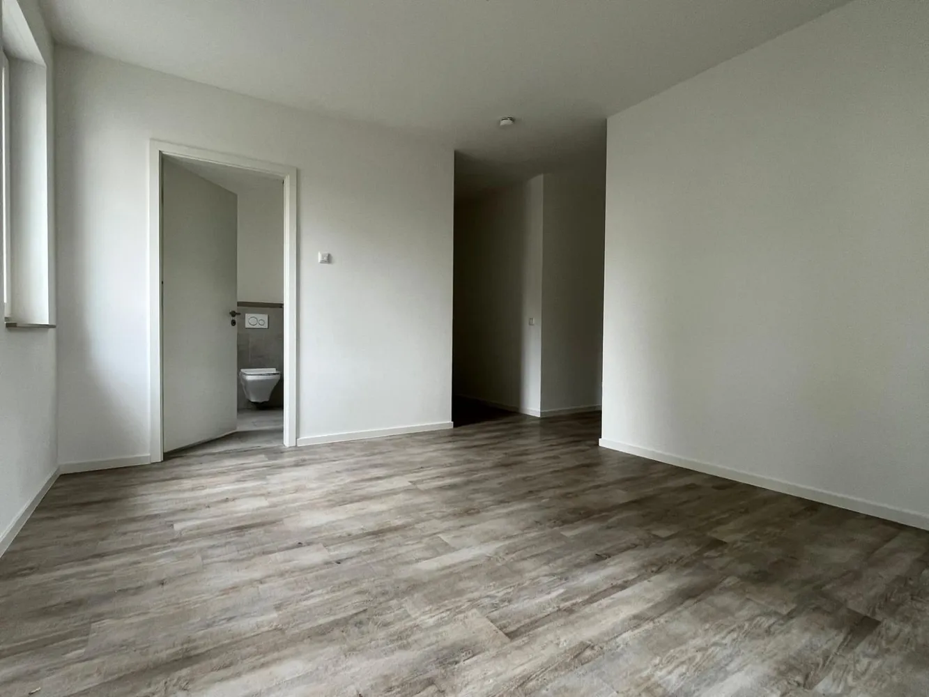 4 Zimmer Wohnung mit 109 m² in Dresden – Bild 4