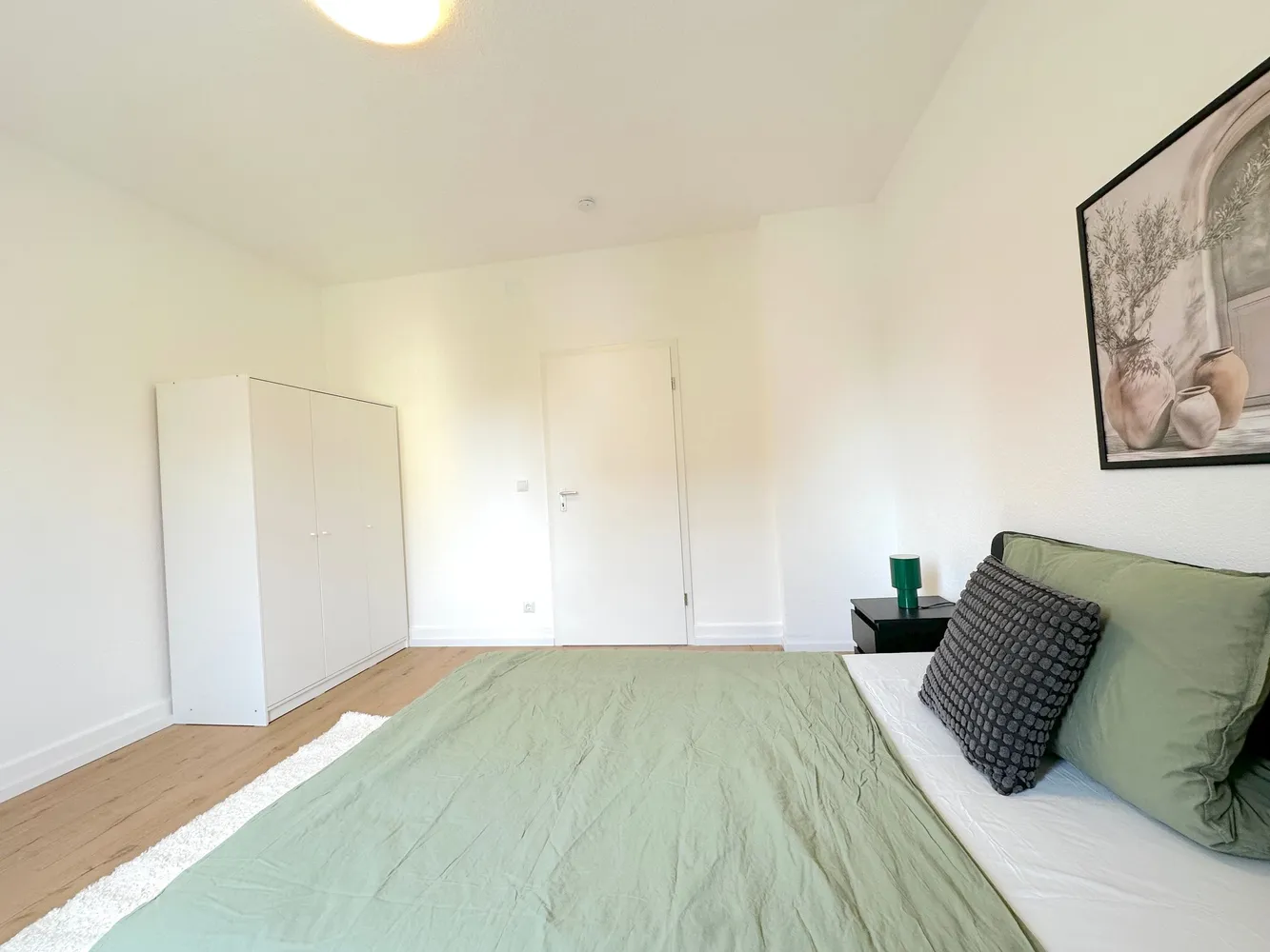 1 Zimmer Wohnung mit 32 m² in Frankfurt am Main – Bild 12