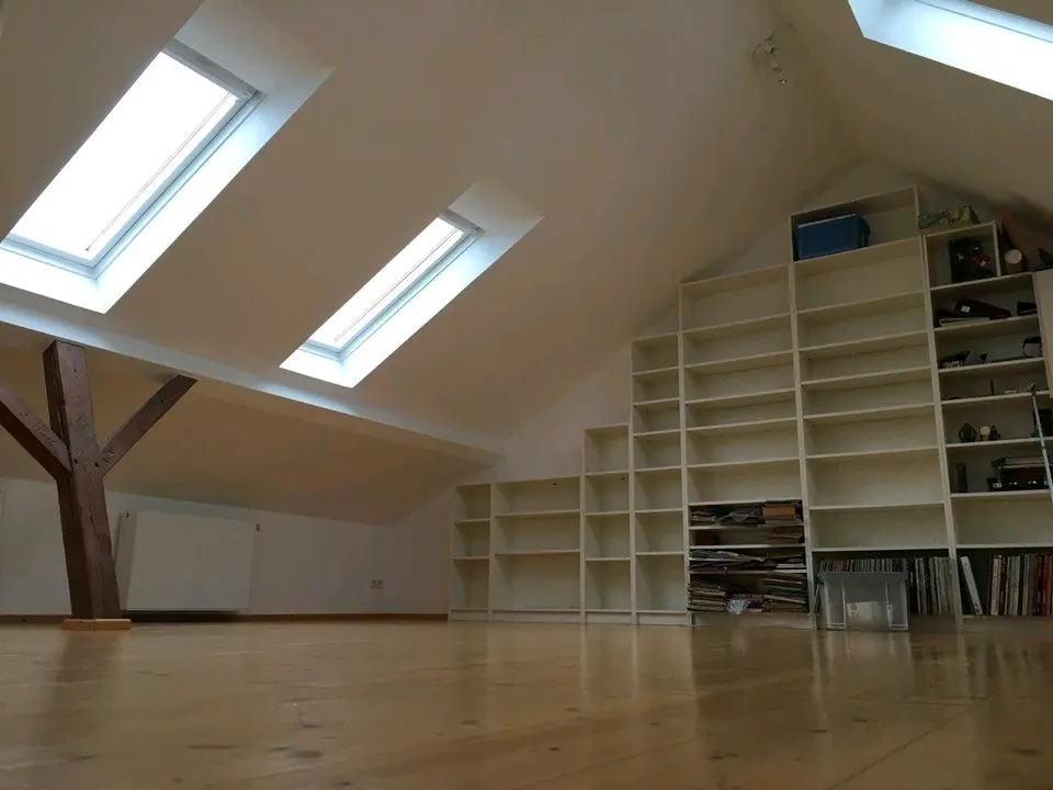 4 Zimmer Wohnung mit 115 m² in Bremen – Bild 1