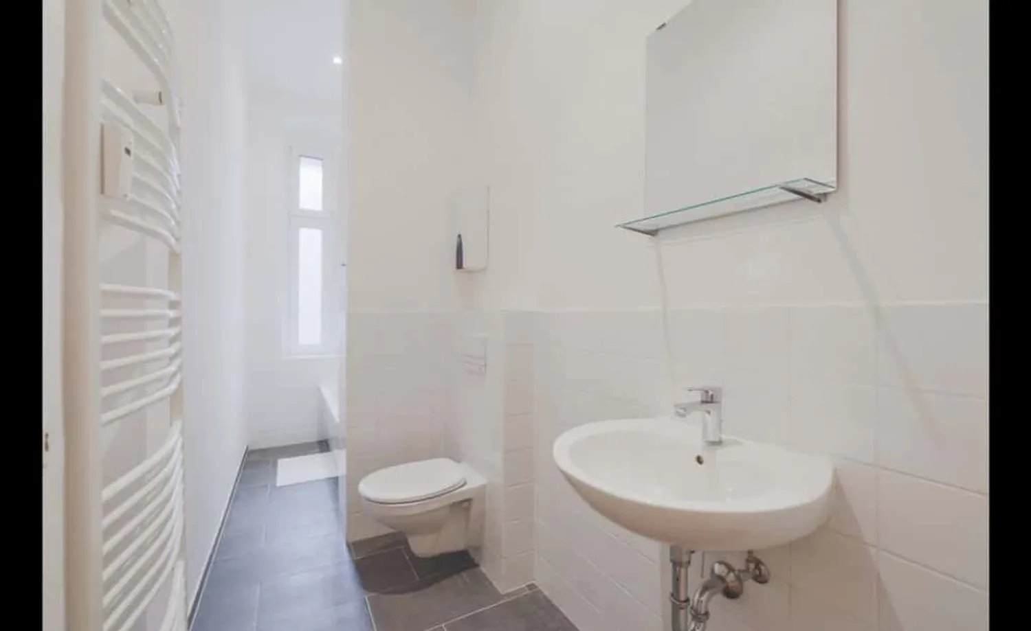 Shared room with 61 m² in Berlin – Photo 4