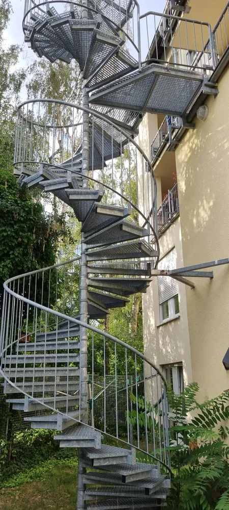2 Zimmer Wohnung mit 65 m² in Halle (Saale) – Bild 2