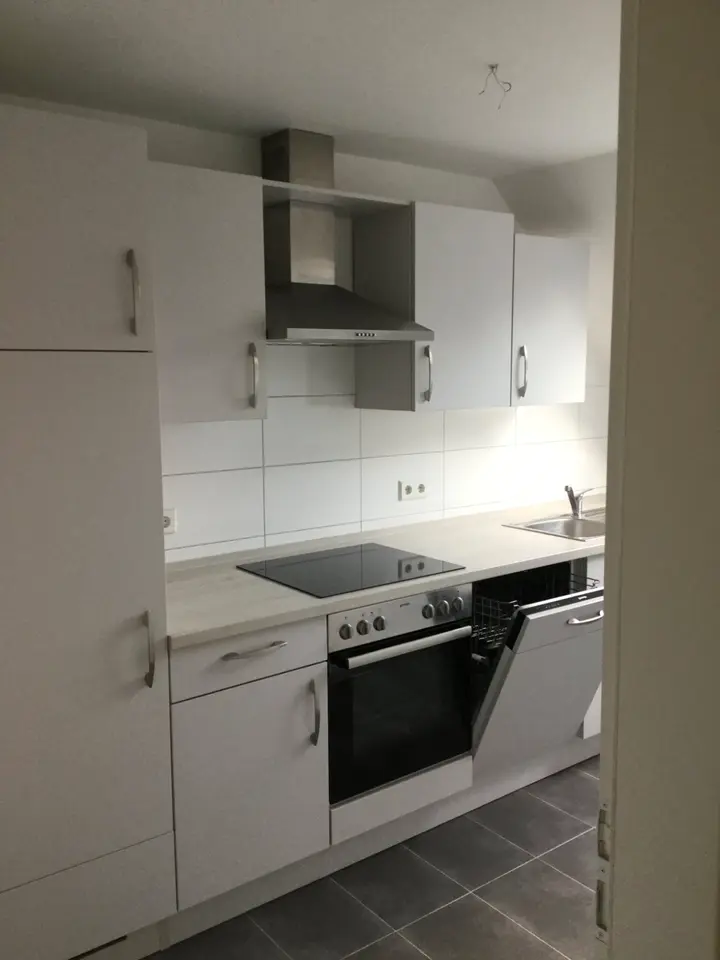 3 Zimmer Wohnung mit 90 m² in Stade – Bild 1