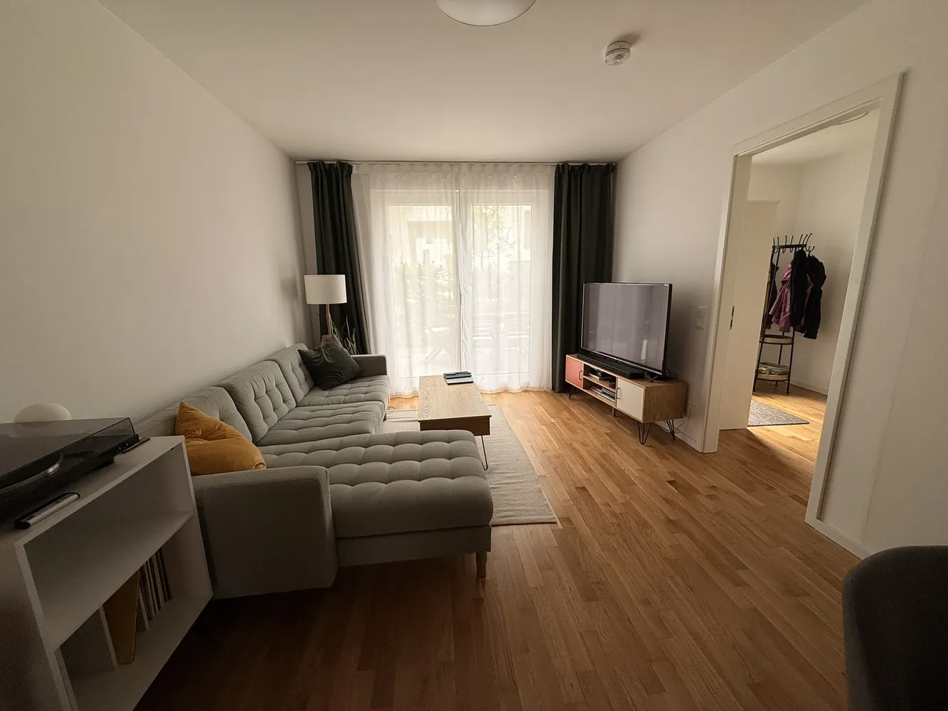 4 Zimmer Wohnung mit 102 m² in München – Bild 2