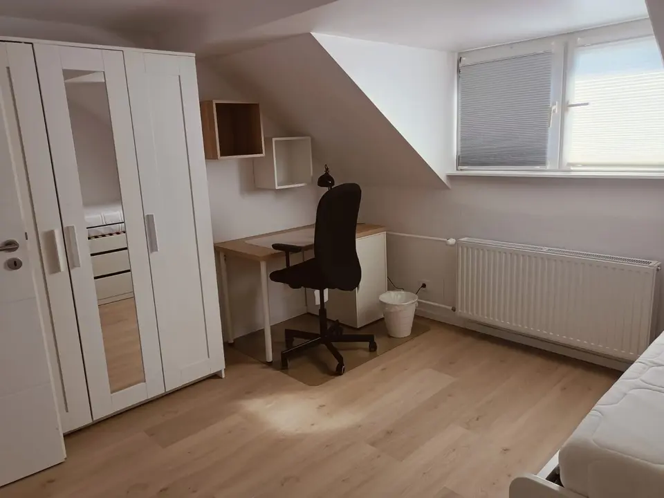16 Zimmer Wohnung mit 22 m² in Bonn – Bild 10