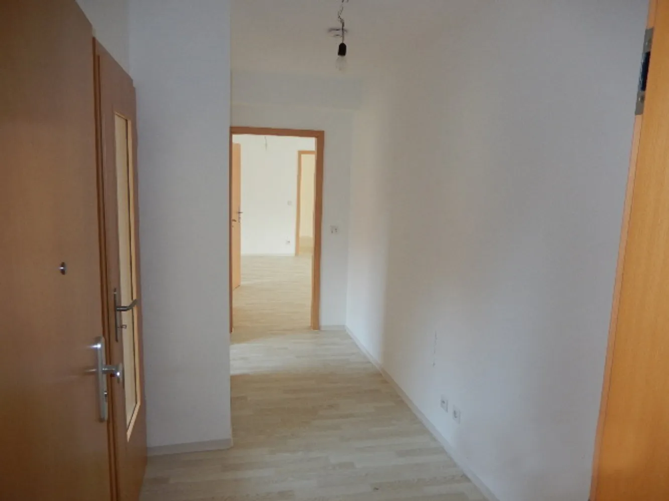 2 Zimmer Wohnung mit 65 m² in Nürnberg – Bild 2