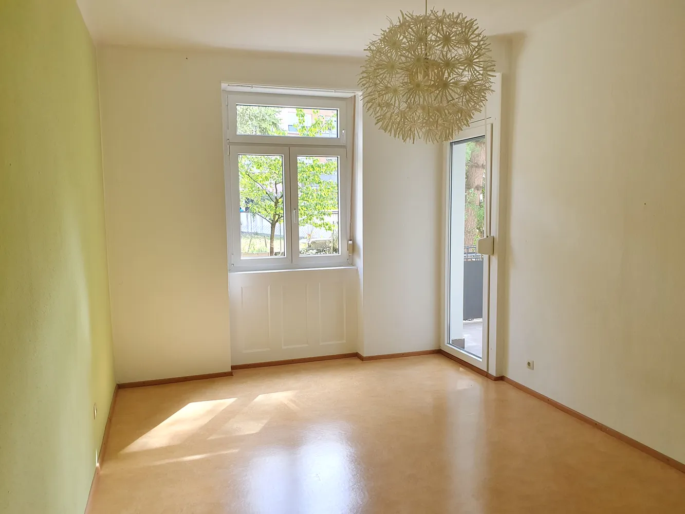 4 Zimmer Wohnung mit 102 m² in Karlsruhe – Bild 2