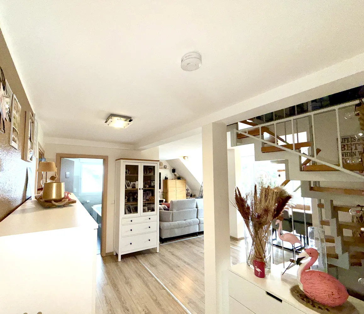 5 Zimmer Wohnung mit 145 m² in Essen – Bild 2