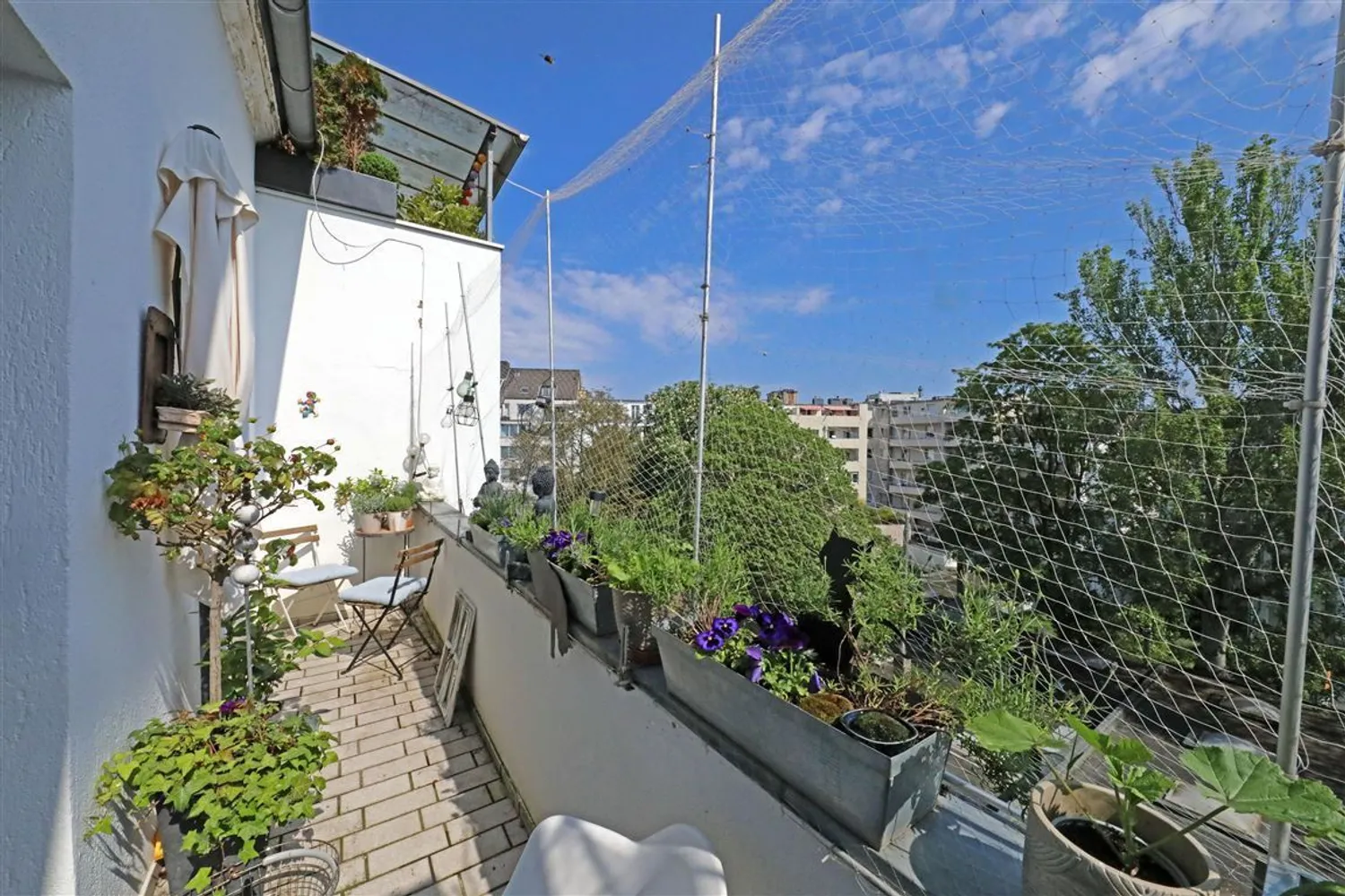 1 room apartment with 25 m² in Düsseldorf – Photo 2
