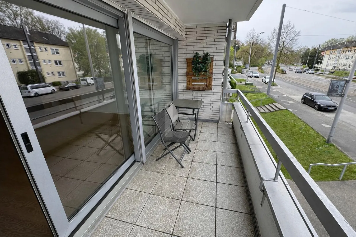 2 Zimmer Wohnung mit 80 m² in Mülheim an der Ruhr – Bild 3