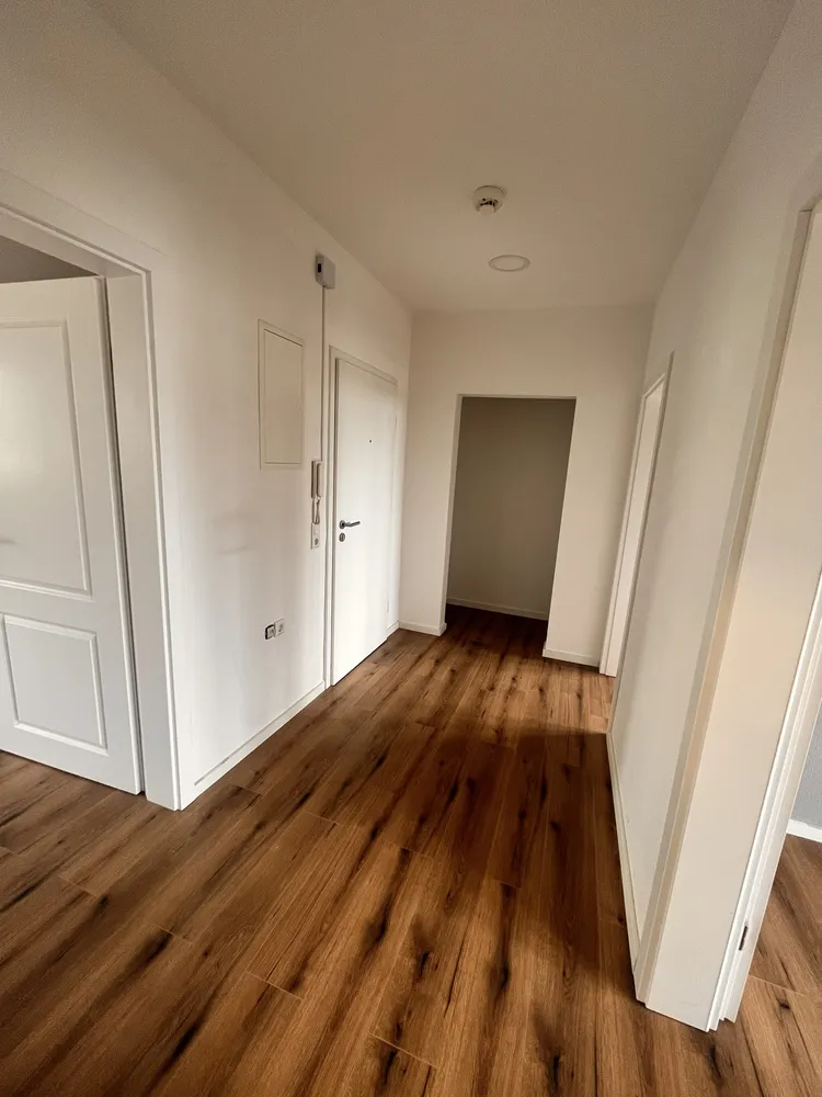 2 Zimmer Wohnung mit 69 m² in Solingen – Bild 4