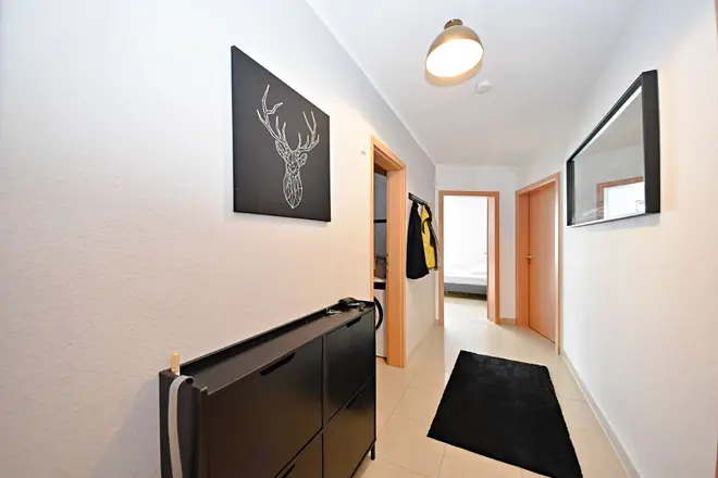 2 Zimmer Wohnung mit 77 m² in Köln – Bild 6