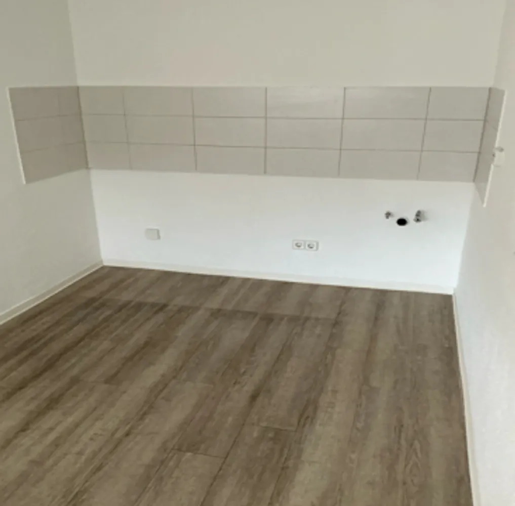 2 Zimmer Wohnung mit 51 m² in Halle (Saale) – Bild 2