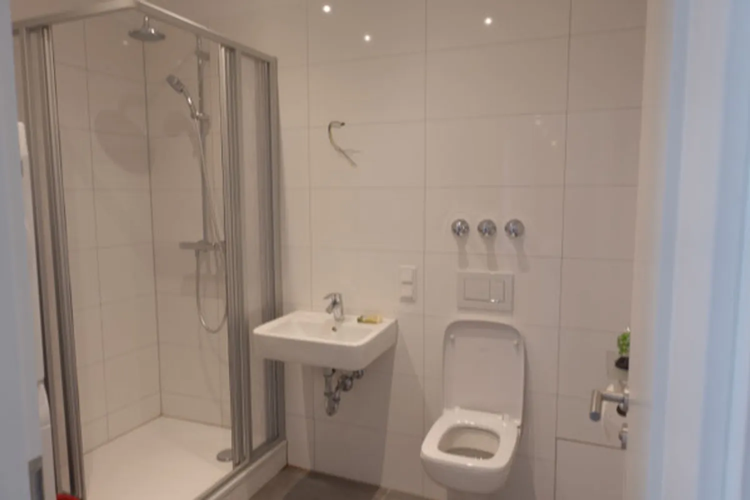 1 Zimmer Wohnung mit 17 m² in Frankfurt am Main – Bild 8