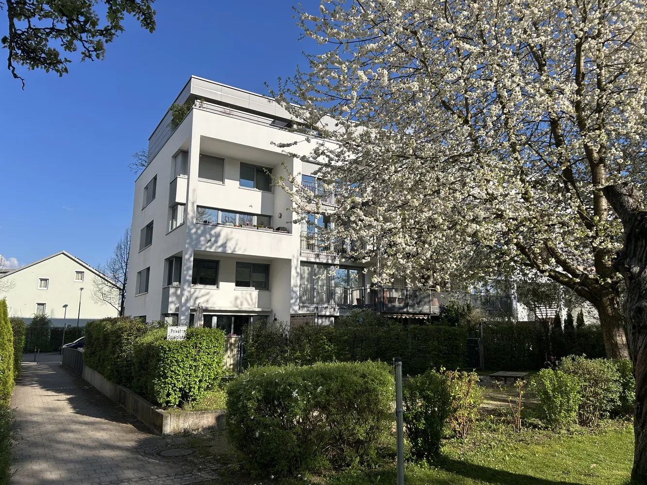 5 Zimmer Wohnung mit 123 m² in Stuttgart – Bild 3