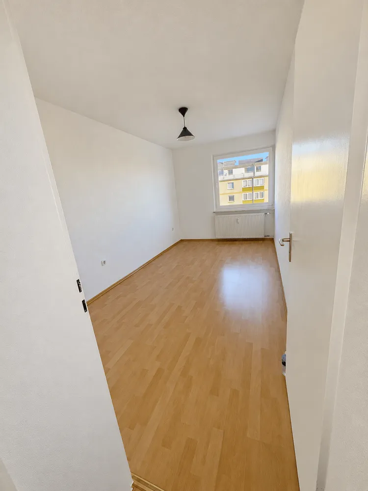 4 Zimmer Wohnung mit 70 m² in Duisburg – Bild 7