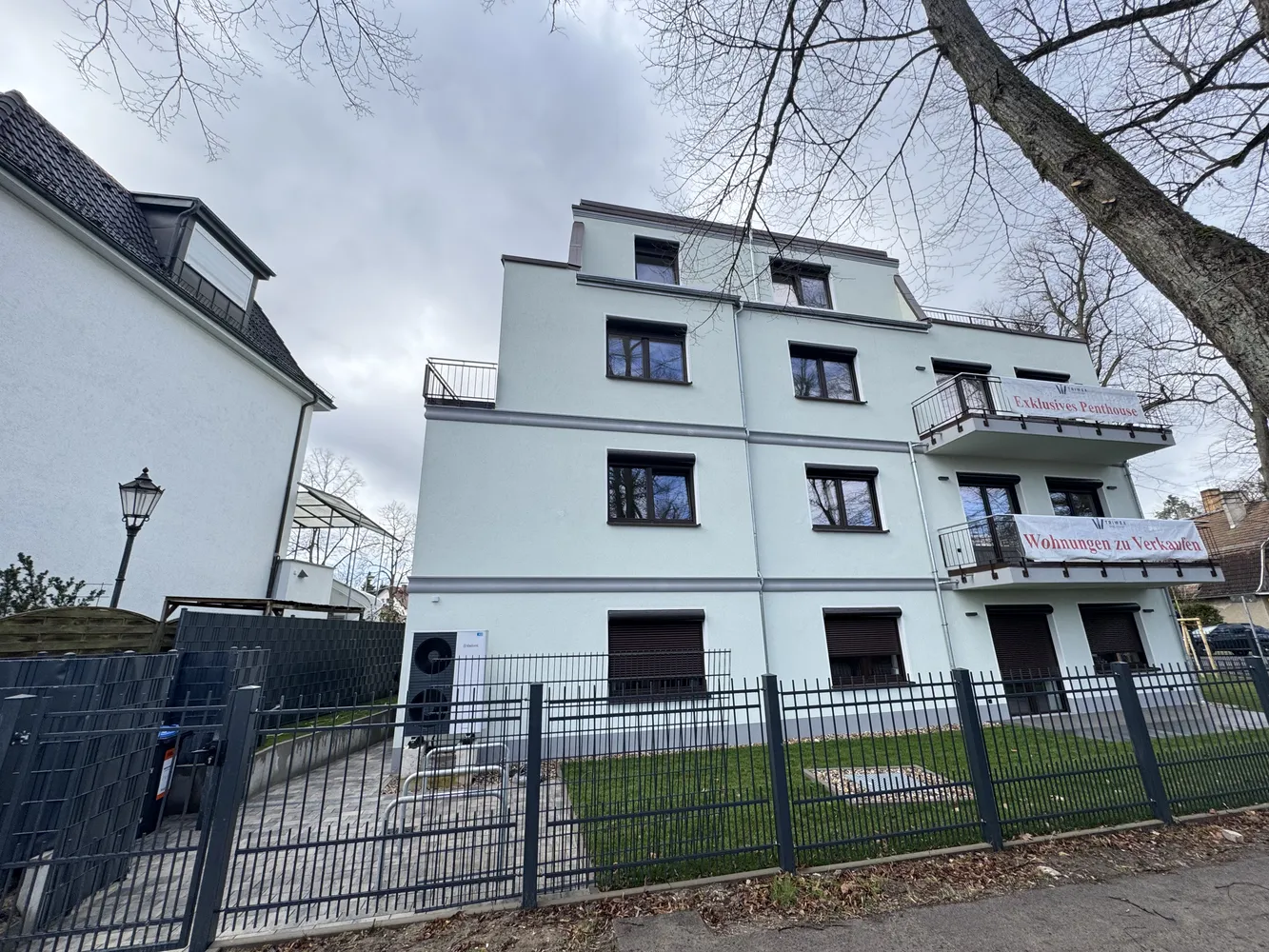 4 Zimmer Wohnung mit 143 m² in Berlin – Bild 3