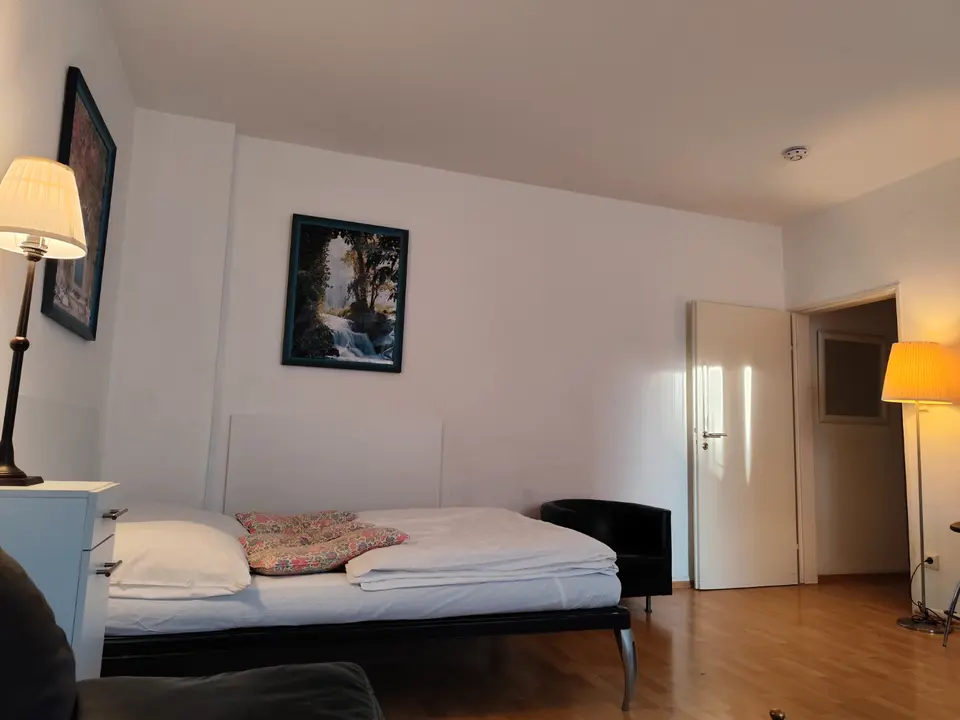 WG-Zimmer mit 35 m² in Frankfurt am Main – Bild 4