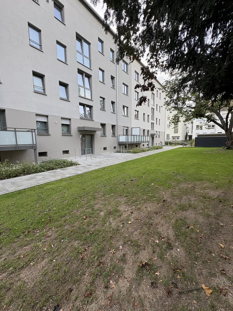4 Zimmer Wohnung mit 61 m² in Frankfurt am Main – Bild 1