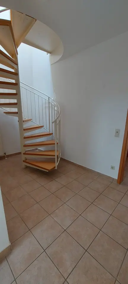 7 Zimmer Wohnung mit 103 m² in Kelheim – Bild 9
