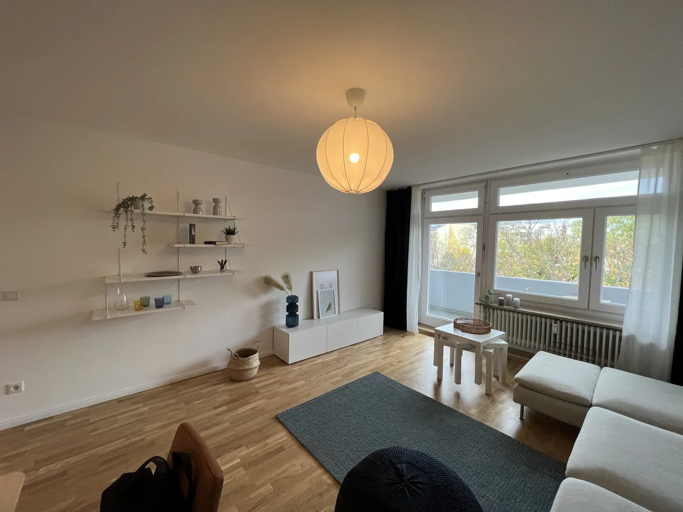 2 Zimmer Wohnung mit 65 m² in Berlin – Bild 2