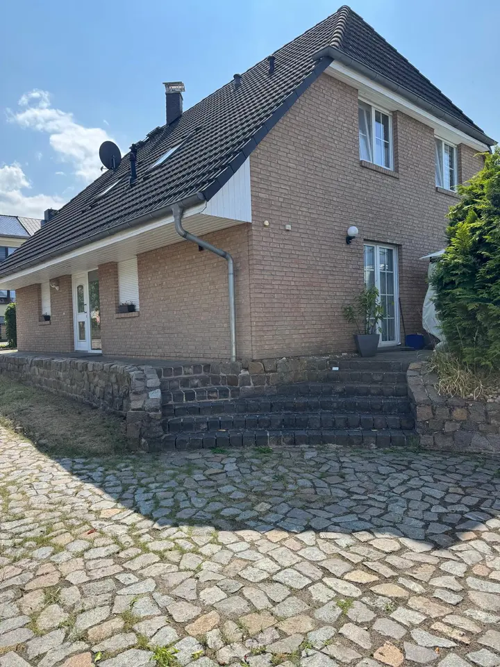 3 Zimmer Wohnung mit 111 m² in Dessau-Roßlau – Bild 9