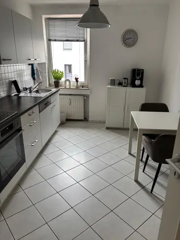 2 Zimmer Wohnung mit 62 m² in Köln – Bild 4
