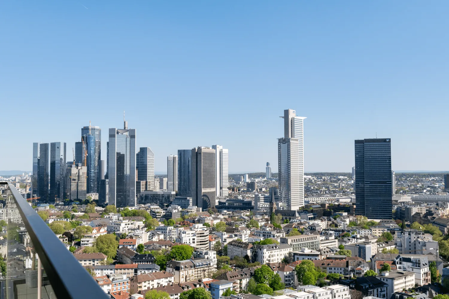 3 Zimmer Wohnung mit 107 m² in Frankfurt am Main – Bild 5