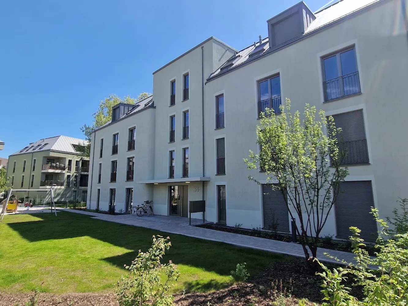 4 Zimmer Wohnung mit 107 m² in Frankfurt am Main – Bild 11