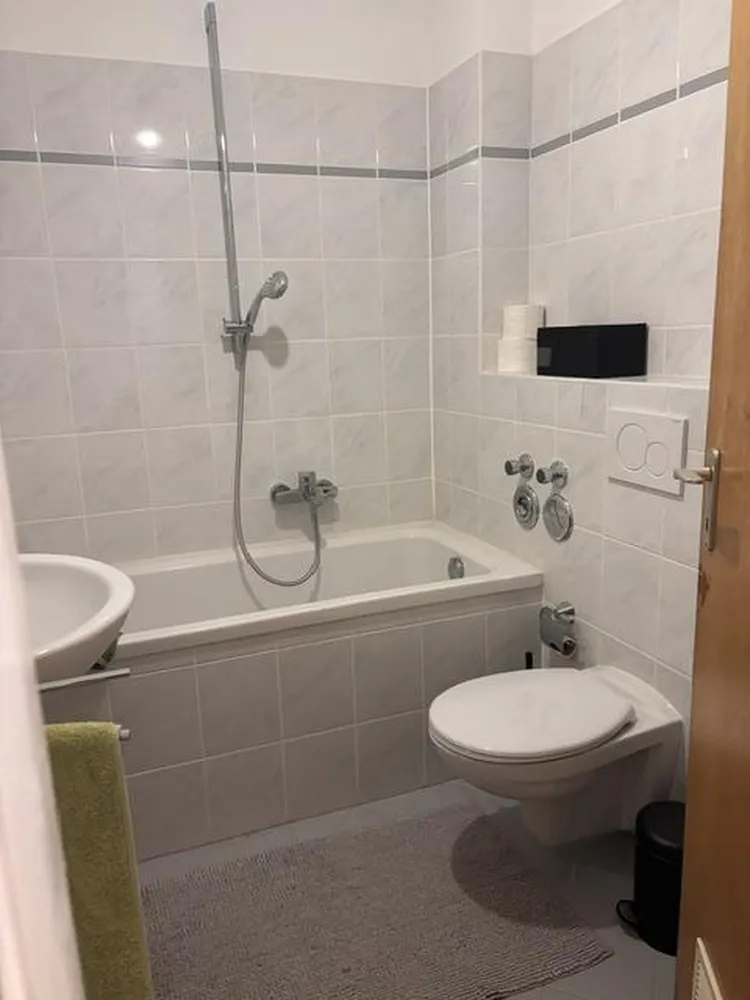 1 room apartment with 28 m² in Cologne – Photo 3