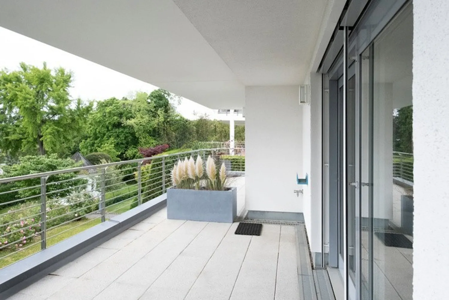 4 room apartment with 140 m² in Stuttgart – Photo 4