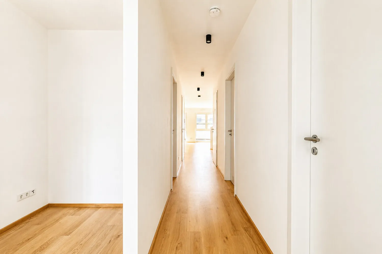 3 Zimmer Wohnung mit 117 m² in München – Bild 7