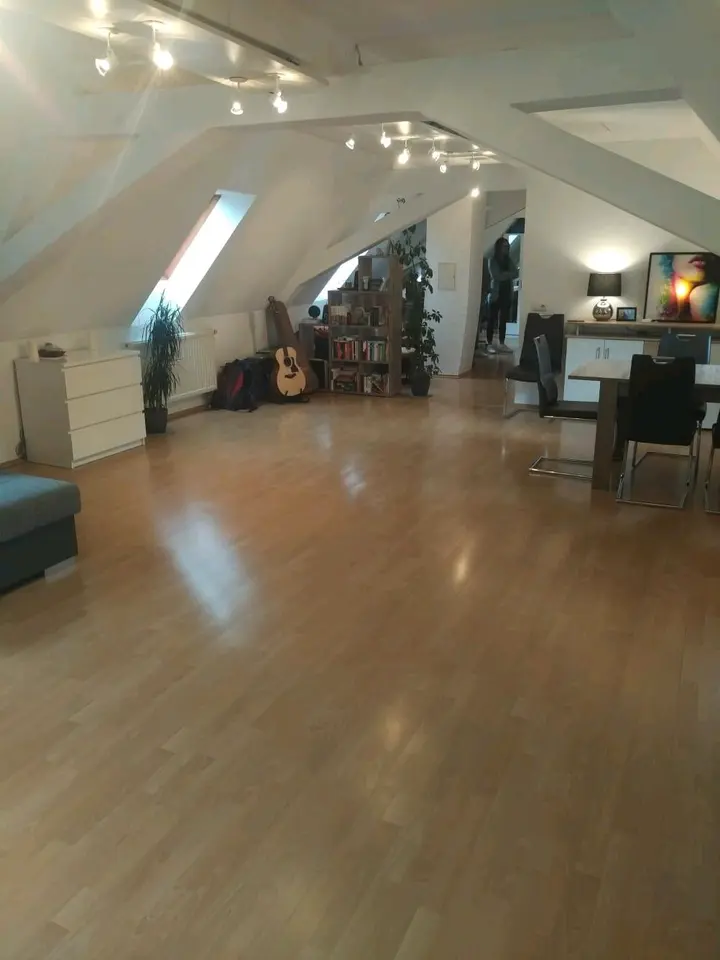 2 Zimmer Wohnung mit 87 m² in Weinheim – Bild 2