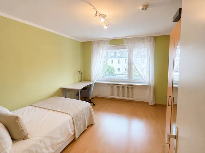 3 Zimmer Wohnung mit 80 m² in München – Bild 9