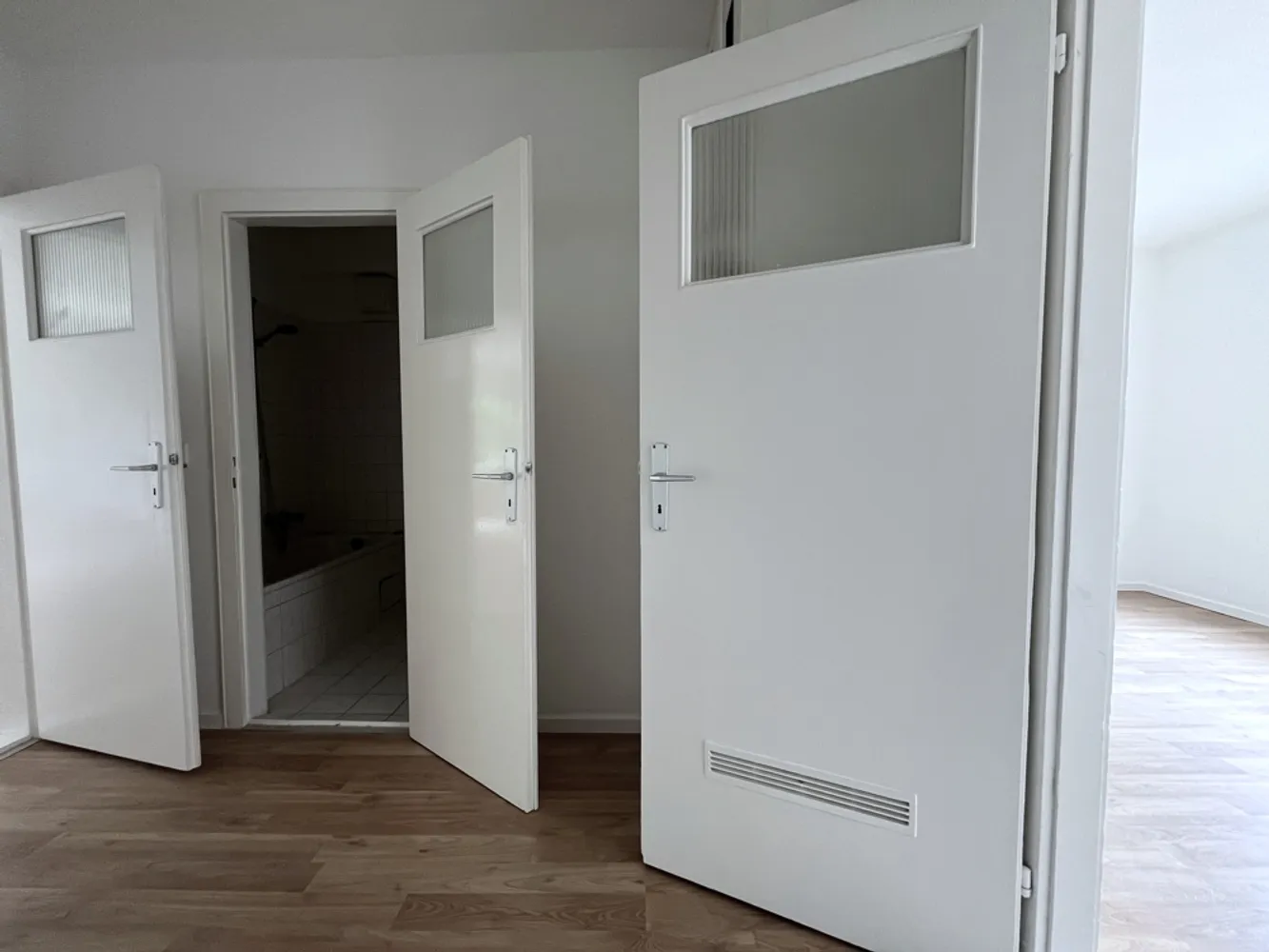 2 Zimmer Wohnung mit 64 m² in Bremen – Bild 2
