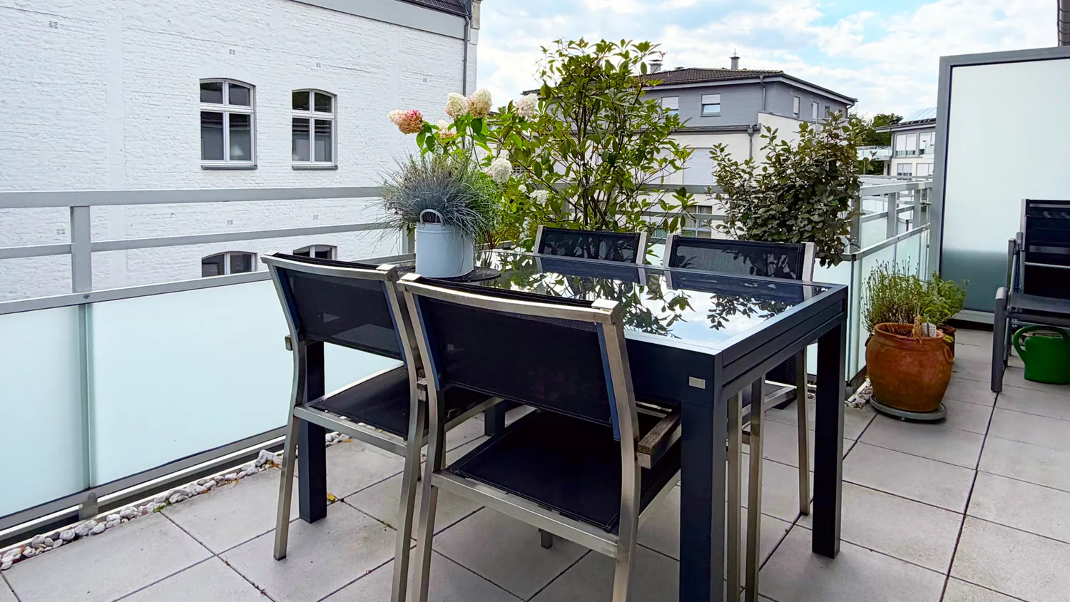 3 Zimmer Wohnung mit 82 m² in Düsseldorf – Bild 4
