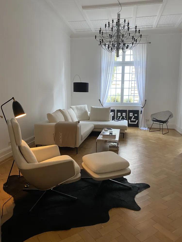4 Zimmer Wohnung mit 134 m² in Frankfurt am Main – Bild 2