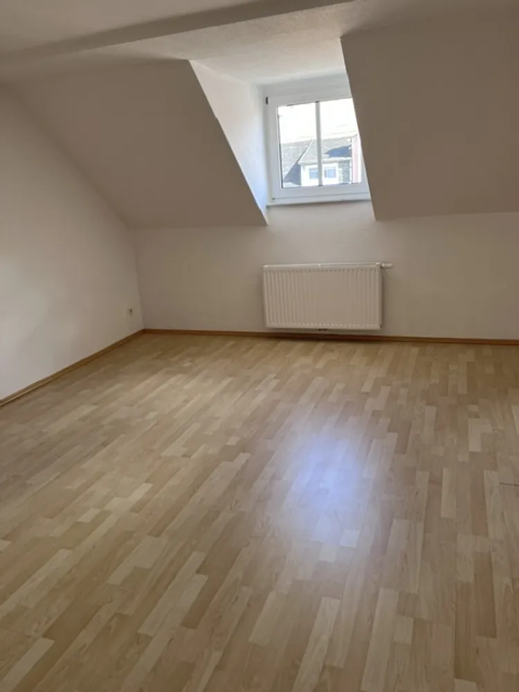 4 Zimmer Wohnung mit 106 m² in Altenburg – Bild 8