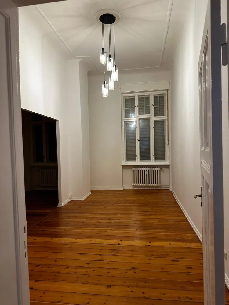 2 Zimmer Wohnung mit 79 m² in Berlin – Bild 1