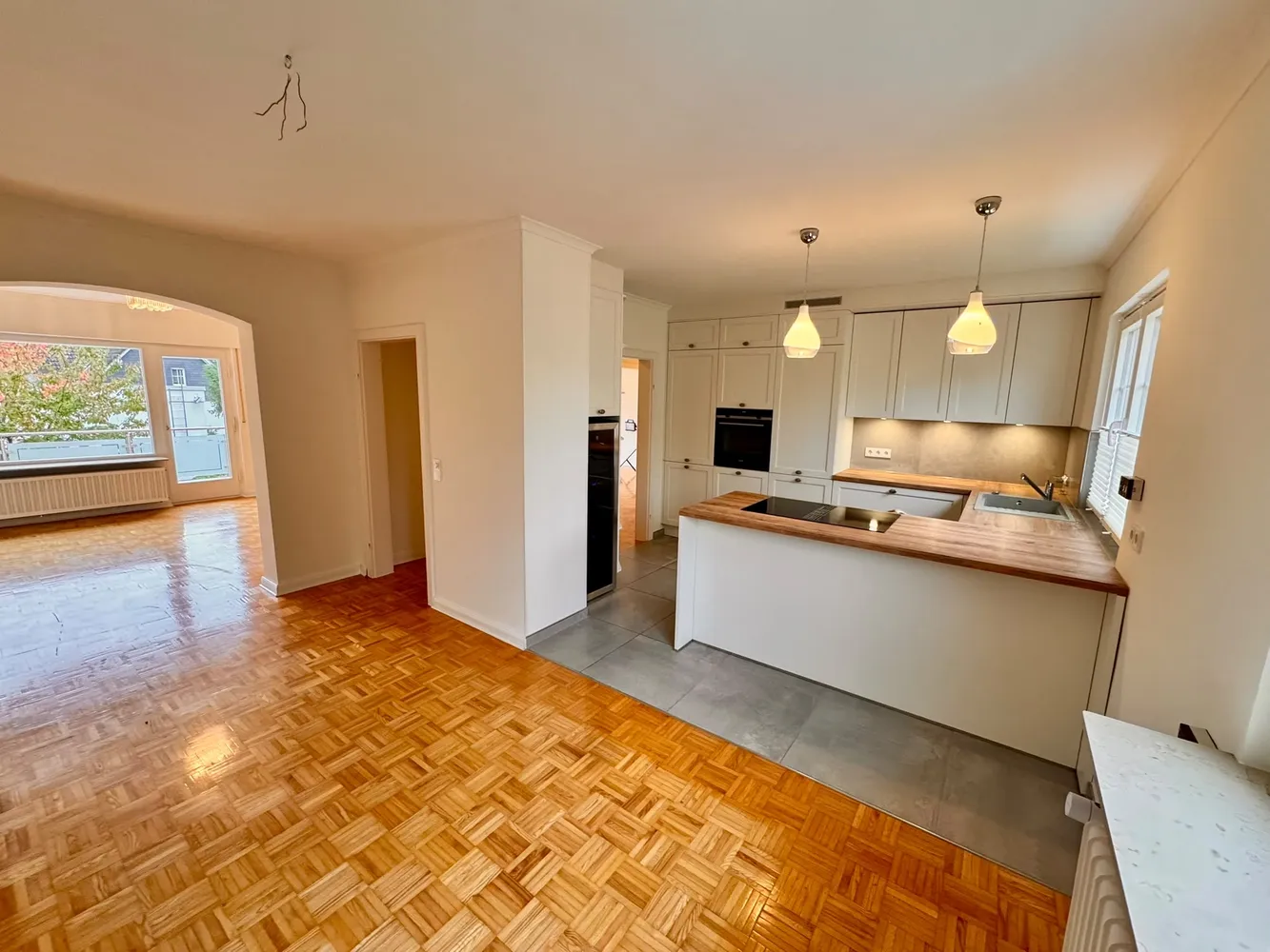 5 Zimmer Haus mit 181 m² in Wiesbaden – Bild 3